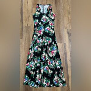 TParty Floral Racerback Maxi Dress Sz. L